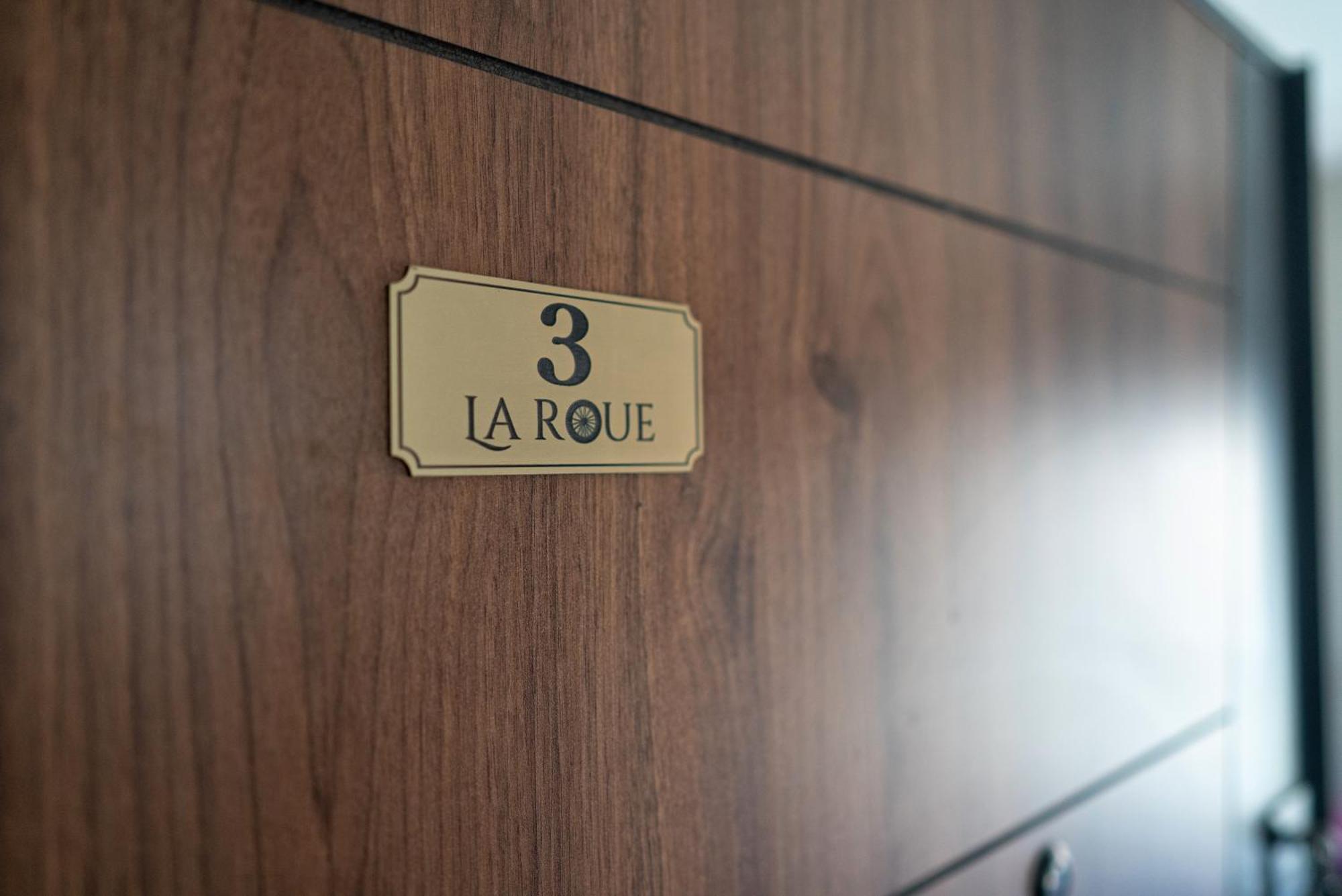 La Roue Hotel Vârşeţ Exterior foto